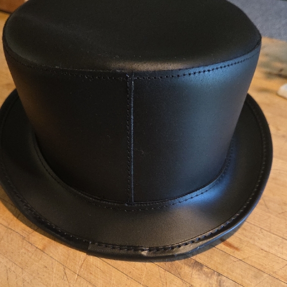 Classic Black Top Hat - Picture 6 of 9